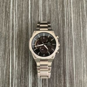 Casio Edifice EFS-S570D-1A “CasiOak”